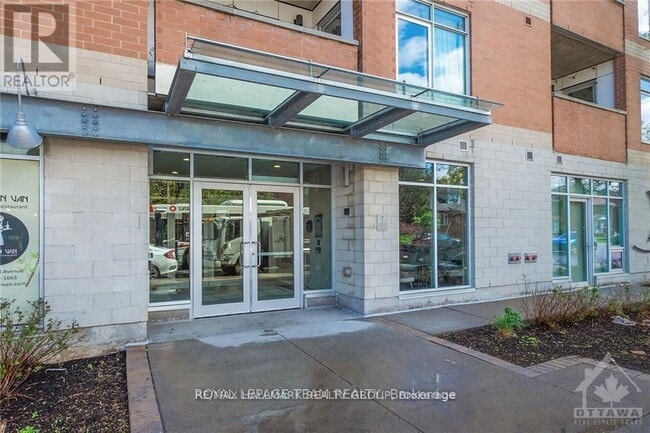 Photo du bâtiment - 131 Holland Ave