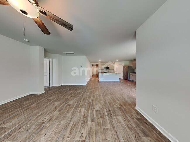 Building Photo - 118 Tobago Cir