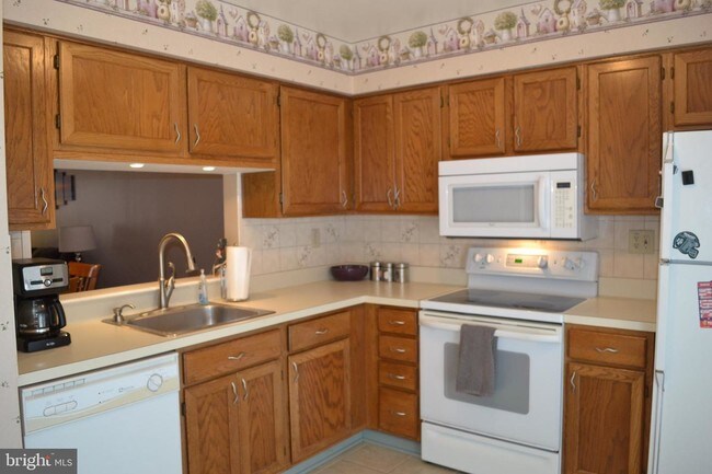 Building Photo - 37 Bark Hollow Ln