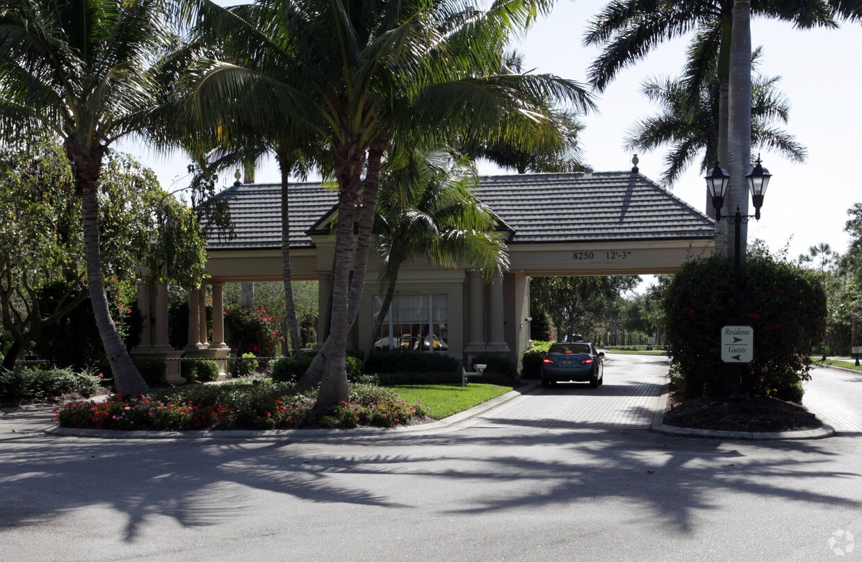 Building Photo - Fiddler's Creek