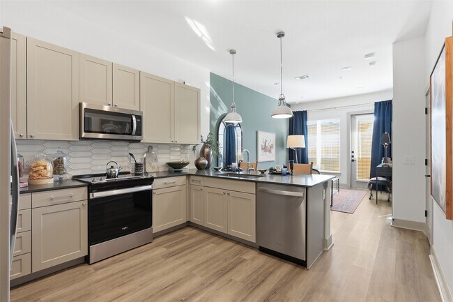 Foto del edificio - 1950 Winrock Blvd