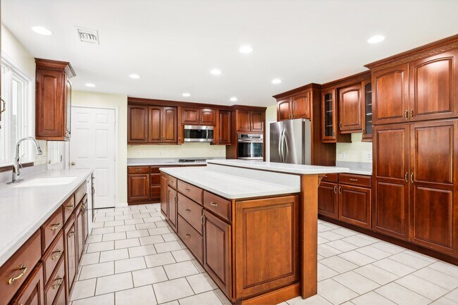 Foto del edificio - 1674 High Point Ln