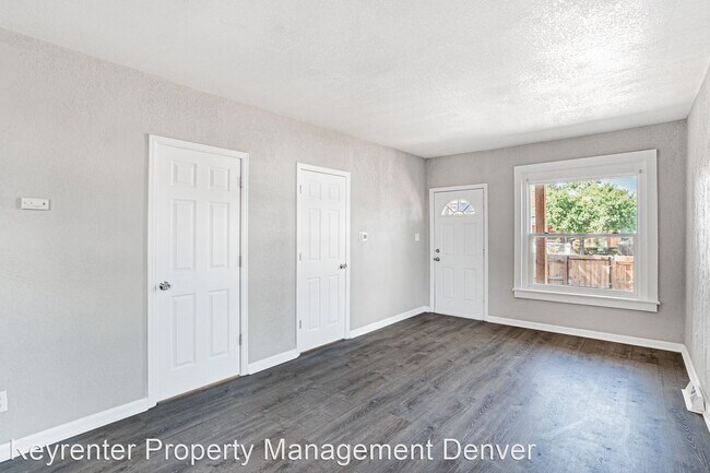 Foto del edificio - 2 br, 1 bath House - 4768 Vine St