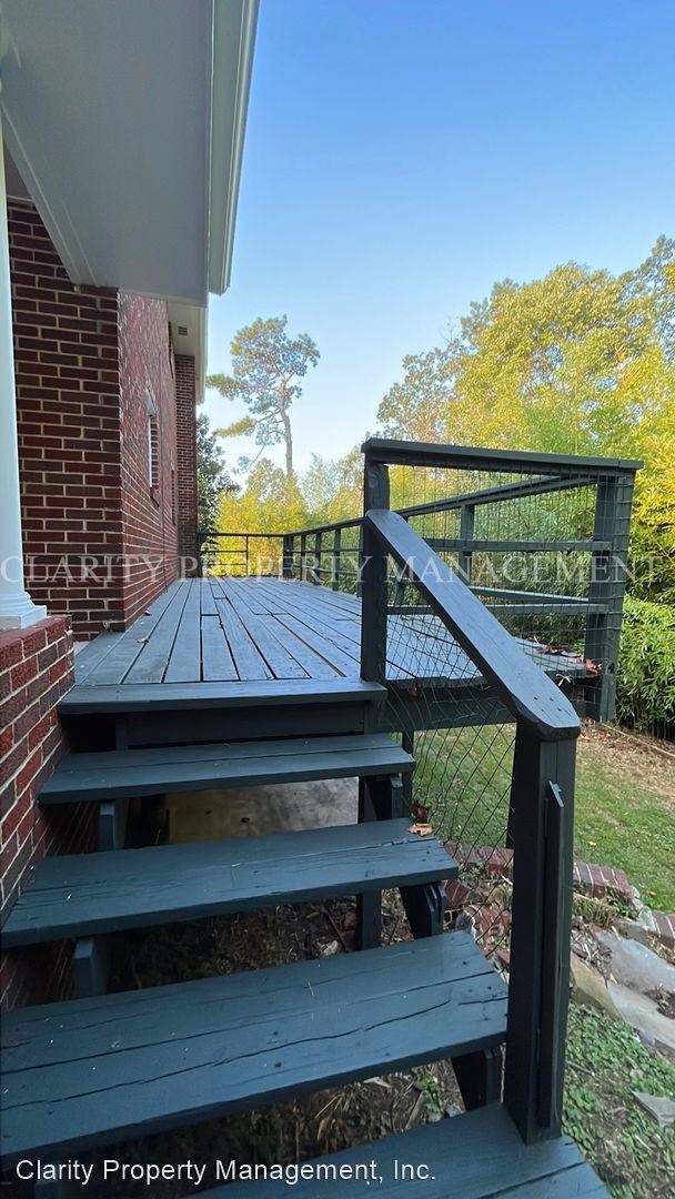 Building Photo - 4 br, 3 bath House - 1125 Ridgetop Drive