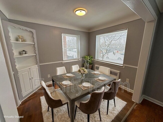 Foto del edificio - 5929 Oakwood Ave