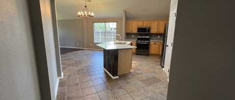 Foto del edificio - 7521 Danridge Rd