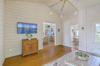 Building Photo - 1624 Diddy Dr