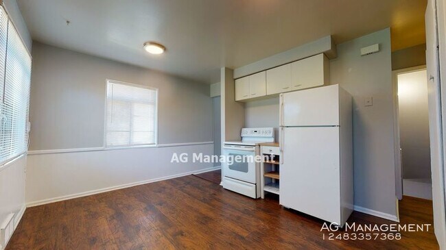 21845 coolidge hwy oak park mi 48237 townhouse for rent in oak park mi apartments com