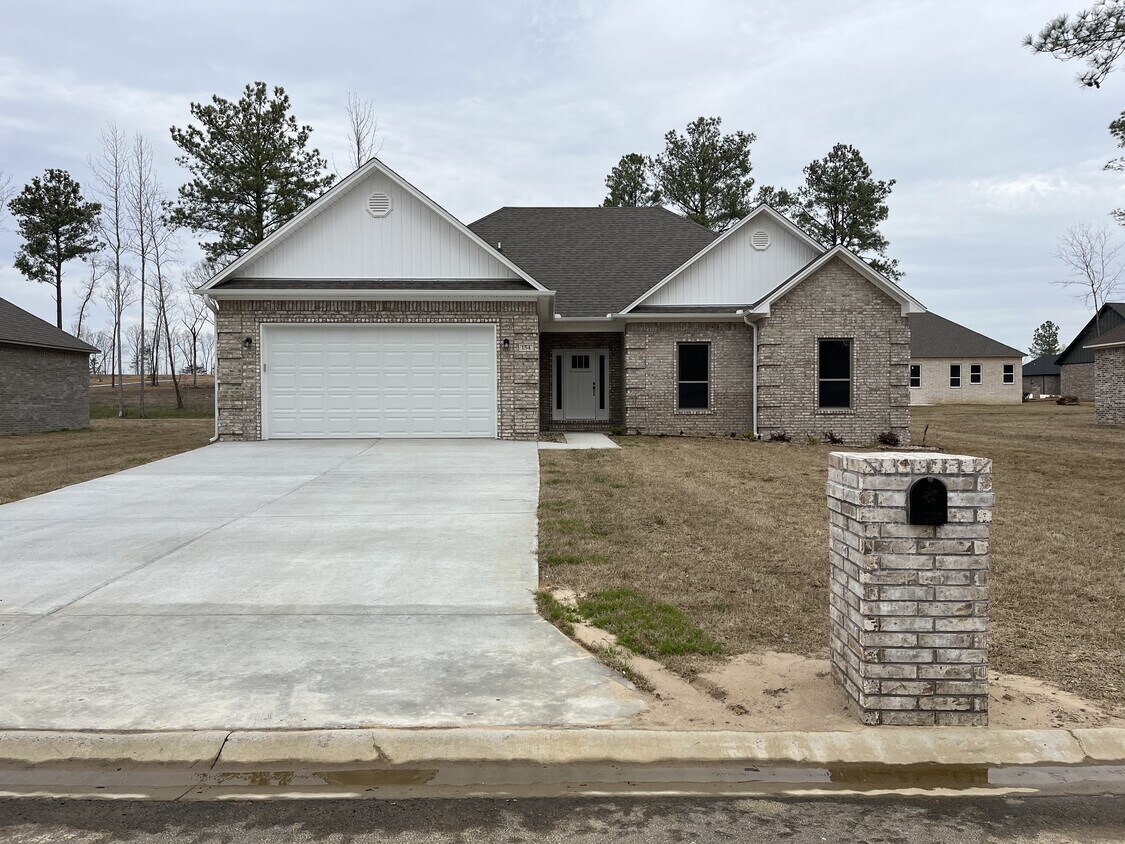 154 Hayden Dr, Beebe, AR 72012 House Rental in Beebe, AR