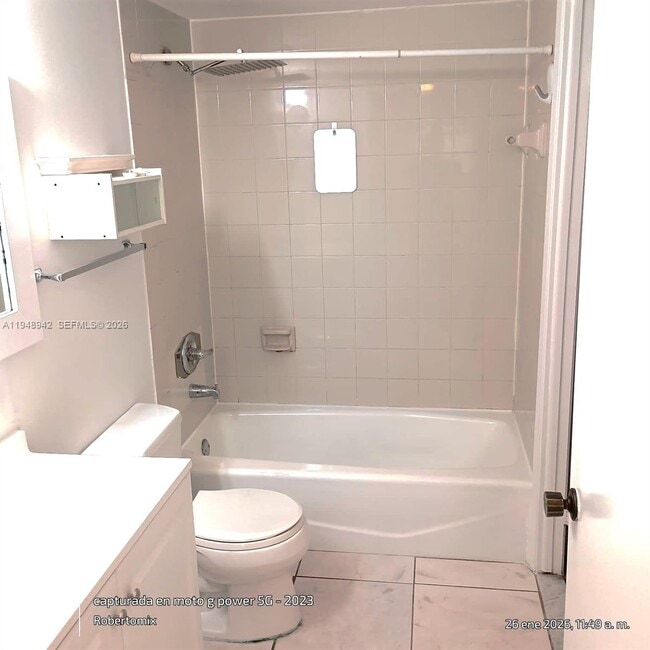 Foto del edificio - 1470 NE 123rd St