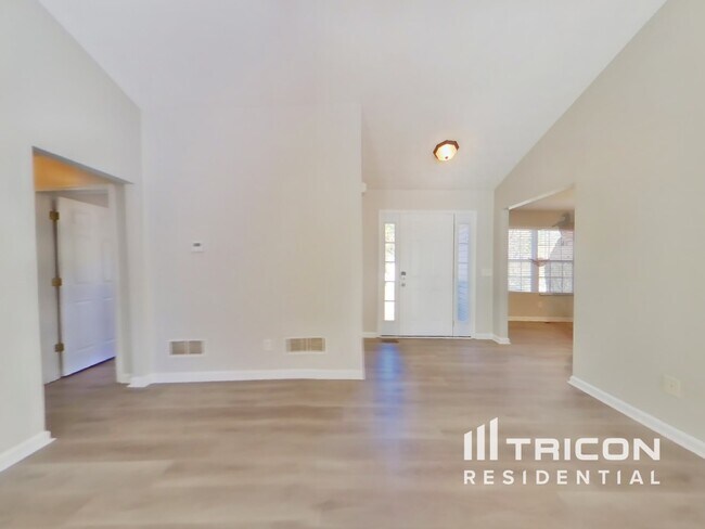 Foto del edificio - 7020 Cedar Ct