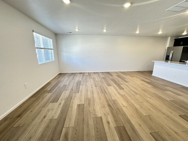 Foto del edificio - 21244 E 65th Dr