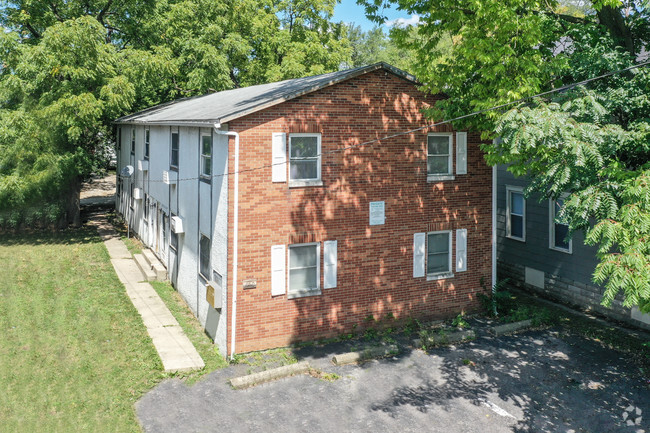 Exterior Building Photo - 410 E 13th Ave
