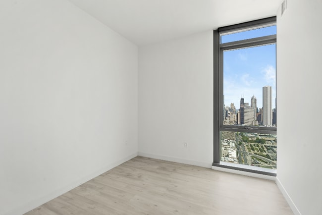 Building Photo - 899 S Michigan Ave
