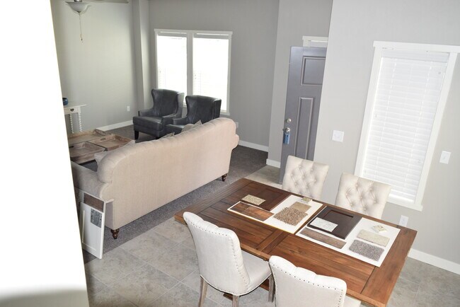 Building Photo - 5615 W Island Ridge Dr