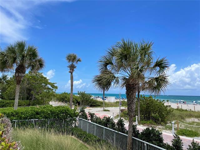 Building Photo - 3737 Collins Ave