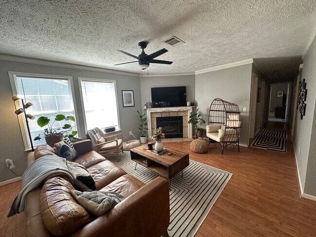 Foto del edificio - 901 Winfield Ave SE