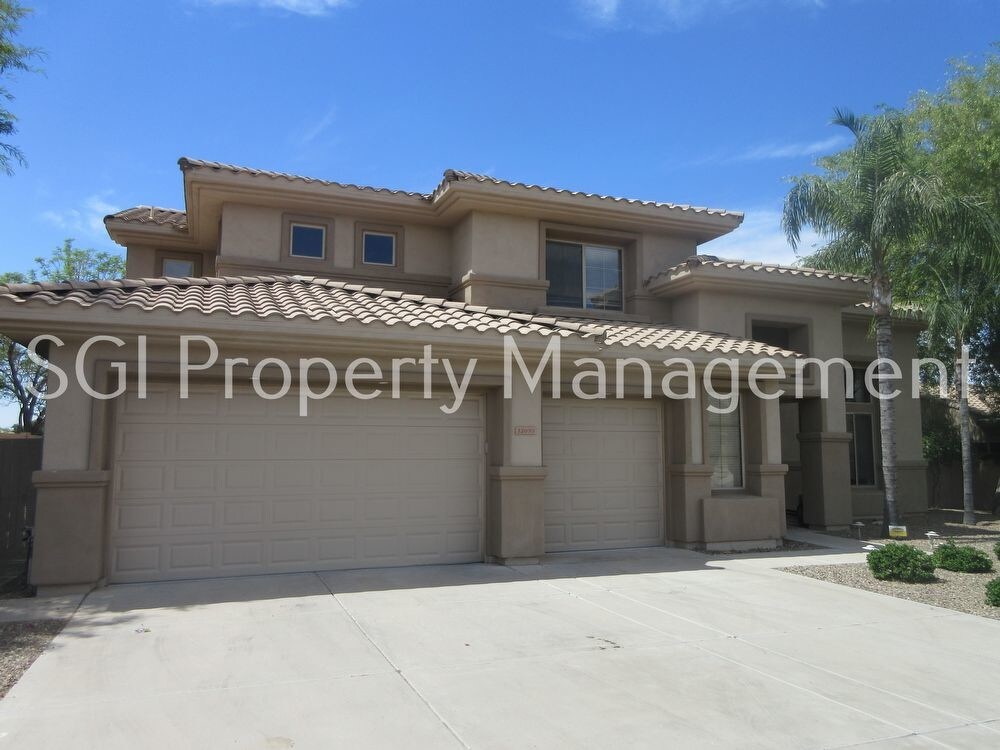 Primary Photo - 12055 E Mercer Ln