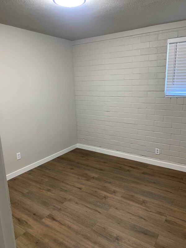 Foto del edificio - 2 St George Blvd