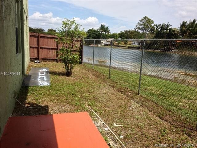 Building Photo - 8303 SW 142nd Ave