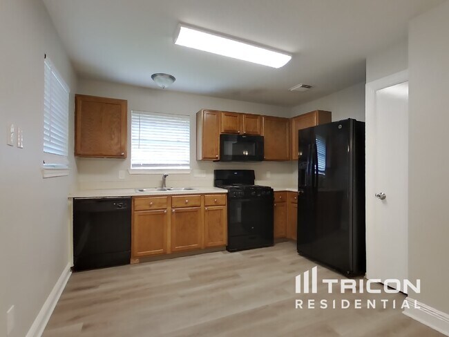 Foto del edificio - 4738 Black Rock St