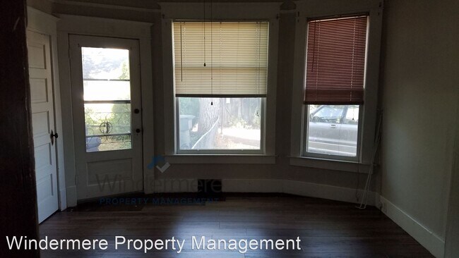 Foto del edificio - 6 br, 2 bath House - 432 E Alder Street