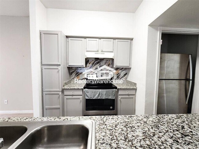 Foto del edificio - 14550 Fonmeadow Dr
