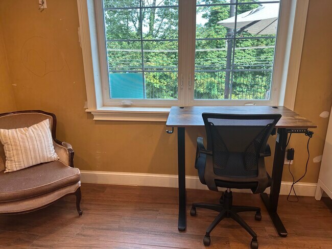 Foto del edificio - 281 Park View Ave