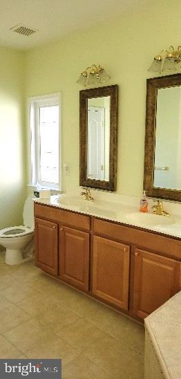 Building Photo - 125 Encore Ct