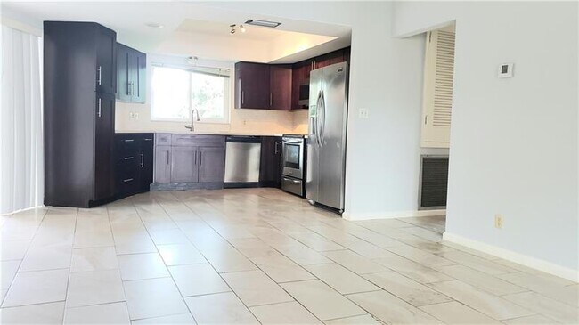 Foto del edificio - 3980 NW 106th Dr