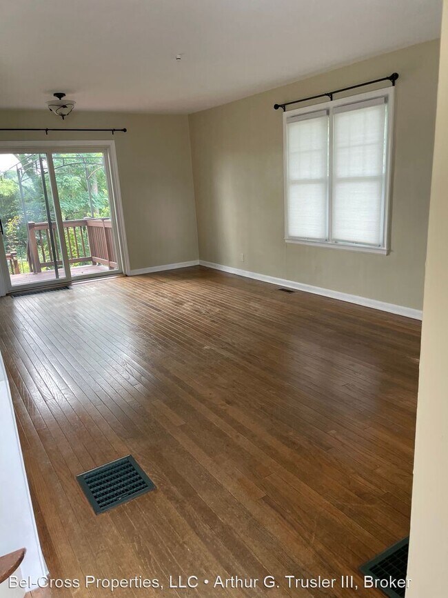 Foto del edificio - 3 br, 1 bath House - 1260 Oxford Place