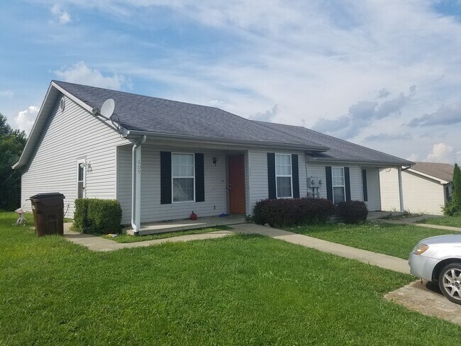 Foto del edificio - 609 Amy Branch Dr