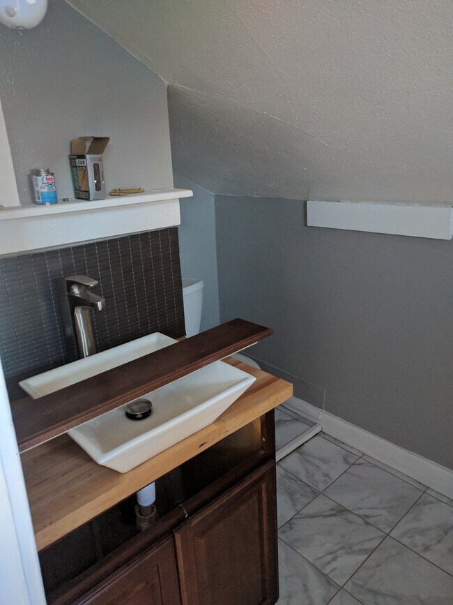 Bathroom - 2619 Thomes Ave
