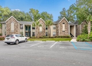 Building Photo - 1866 Montclair Dr