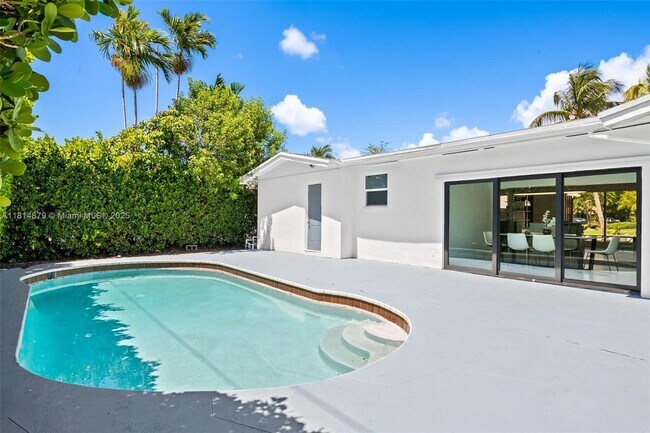 Foto del edificio - 20515 NE 19th Ct