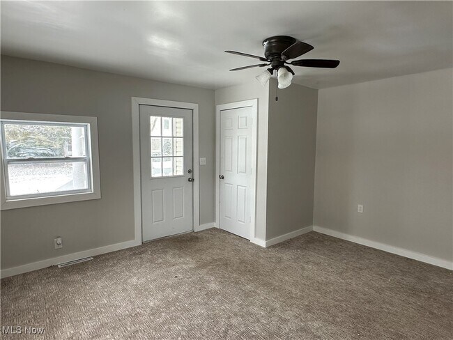 Foto del edificio - 132 North NE Ave