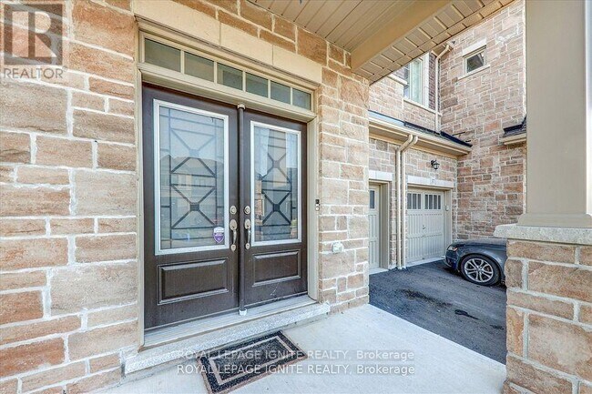 Photo du bâtiment - 35 Peter Hogg Ct