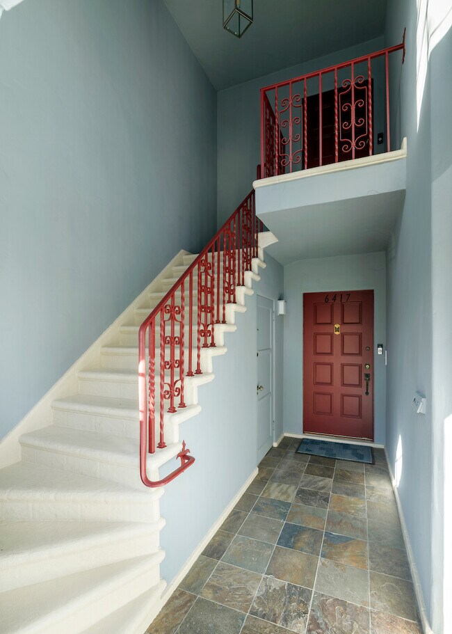 Foto del edificio - 6419 W 6th St