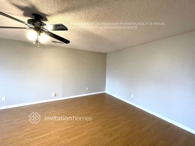 Building Photo - 4860 Teakwood Dr