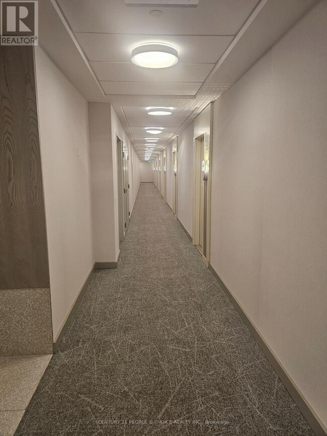 Building Photo - 15 Richardson St