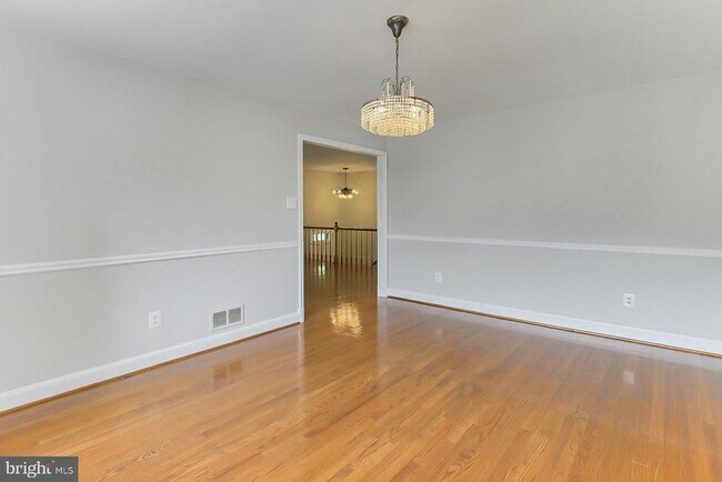 Foto del edificio - 7818 Elba Rd