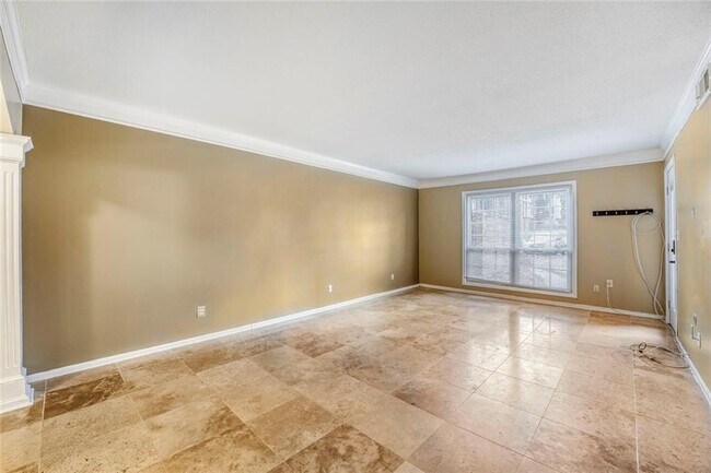 Foto del edificio - 6851 Roswell Rd