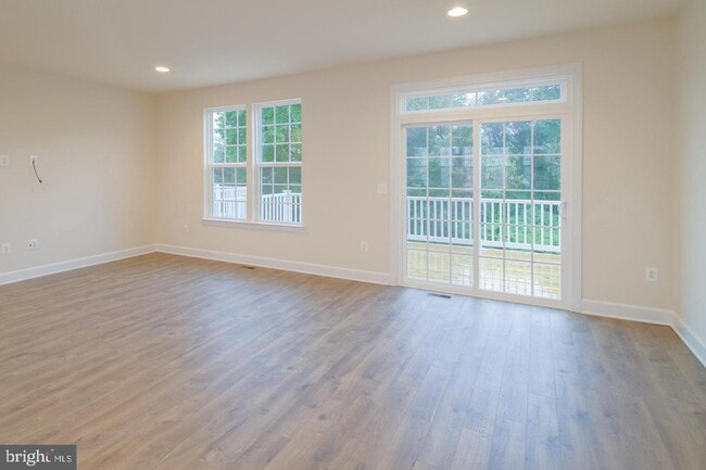 Building Photo - 10587 Hinton Way