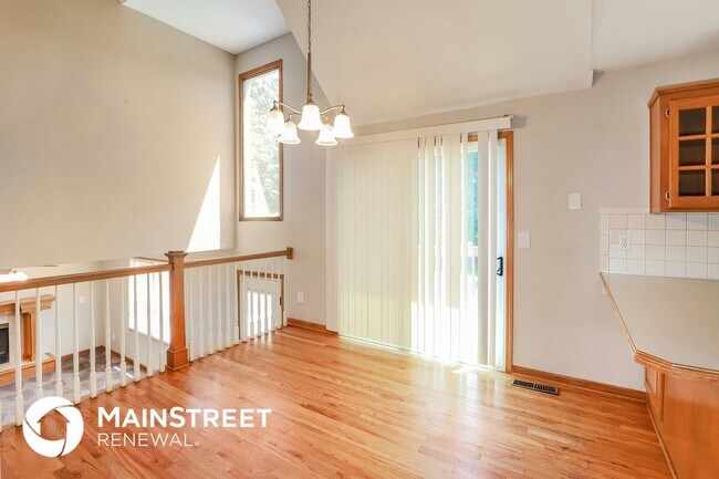 Foto del edificio - 3545 SW Harbor Dr