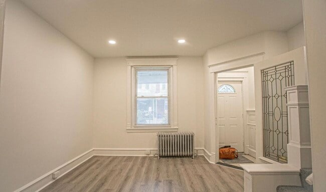 Foto del edificio - 3240 N Bailey St