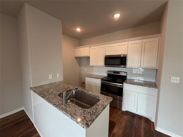 Foto del edificio - 2741 Ginger Ct