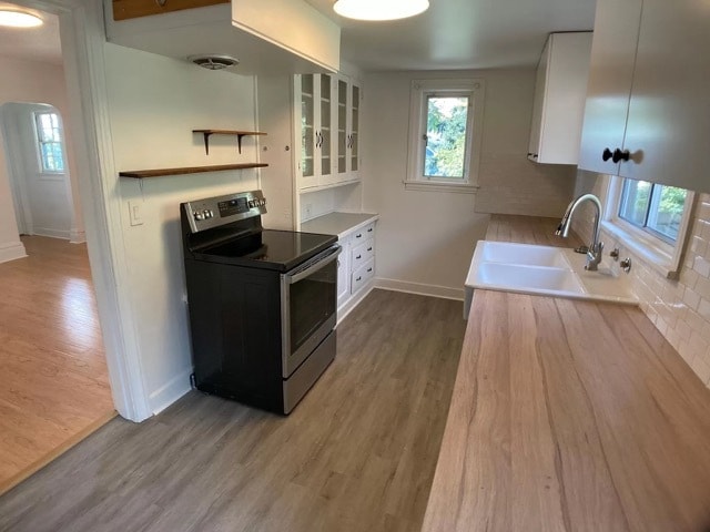 Kitchen - 4269 Whitman Avenue North
