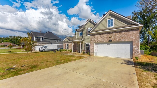 Building Photo - 7830 Woodland Ridge Dr