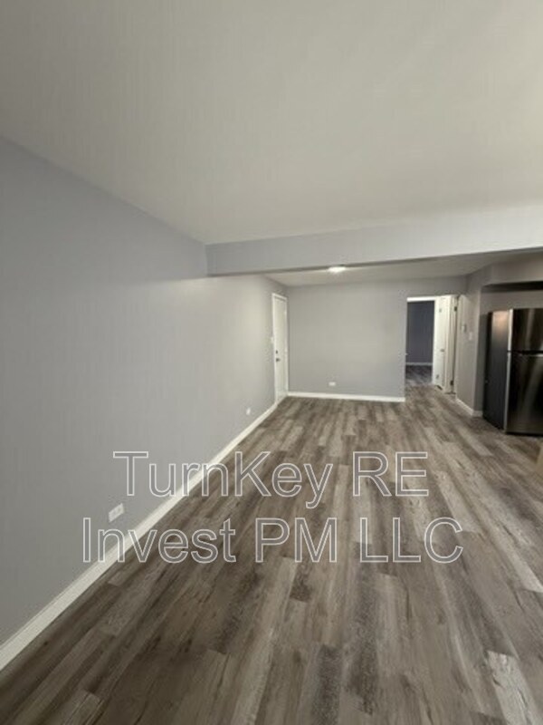 Foto del edificio - 1685 Harbor Ave