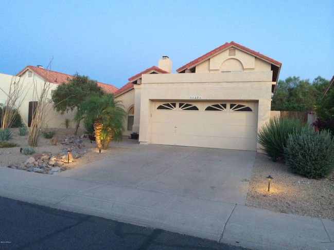 Building Photo - 11271 E Poinsettia Dr